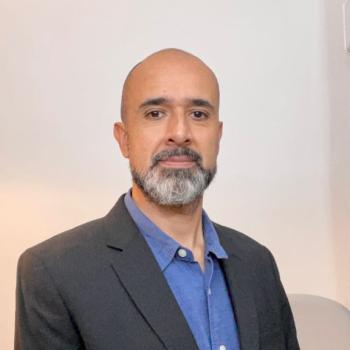 Dr. Germán Vega Flores